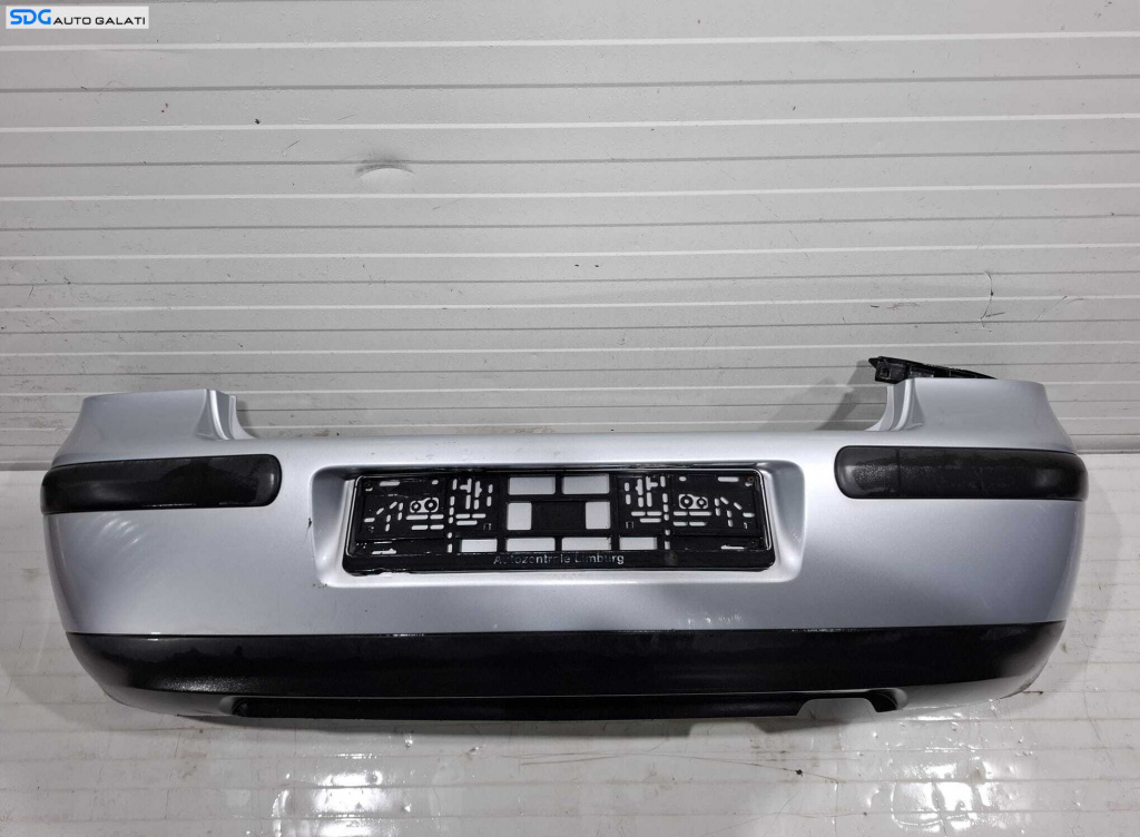 Bara Spoiler Spate Volkswagen Golf 4 Hatchback 1998 - 2005 Culoare LA7W [L4140]