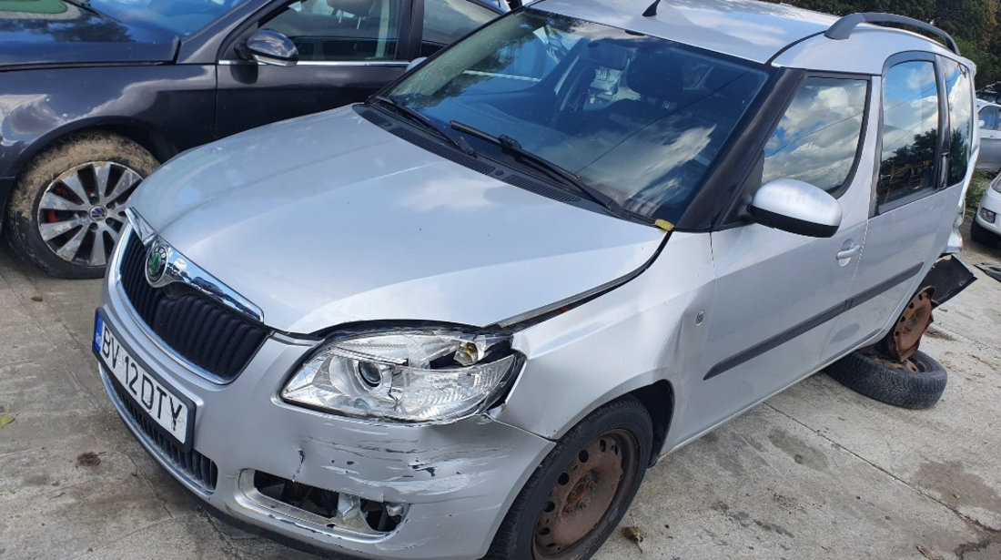 Bascula dreapta Skoda Roomster 2009 monovolum 1.4 tdi BNM