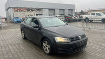 Bascula dreapta Volkswagen Jetta 2011 SEDAN 2.0 TD...