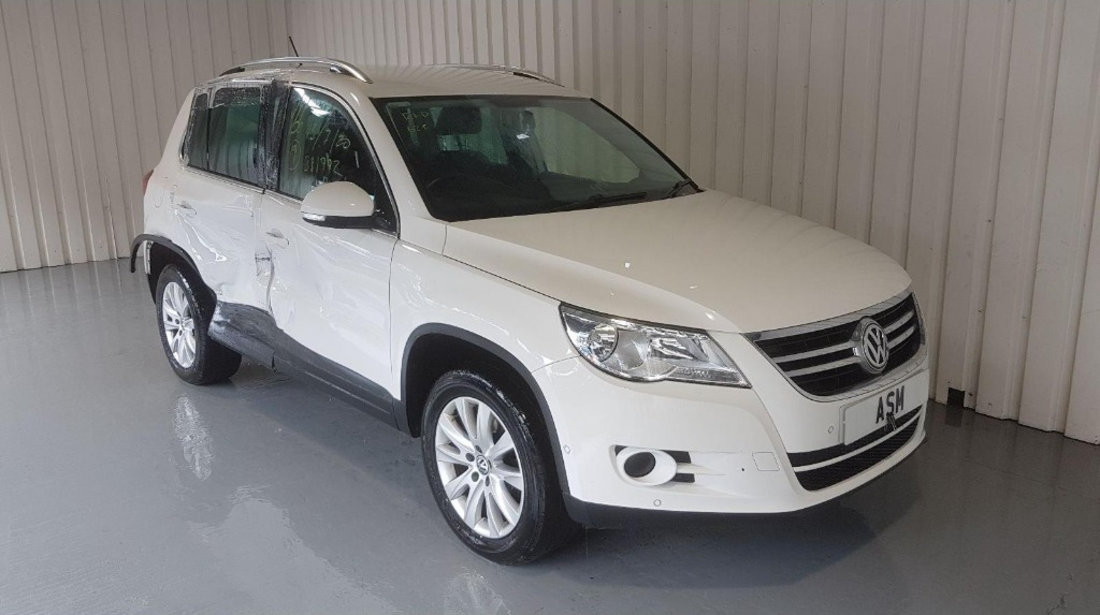 Bascula dreapta Volkswagen Tiguan 2011 SUV 2.0 TDI