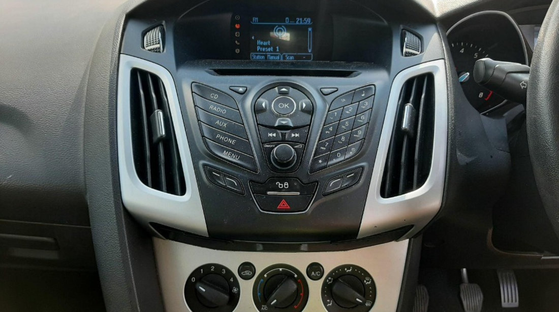 Bascula stanga Ford Focus 3 2013 Hatchback 1.0