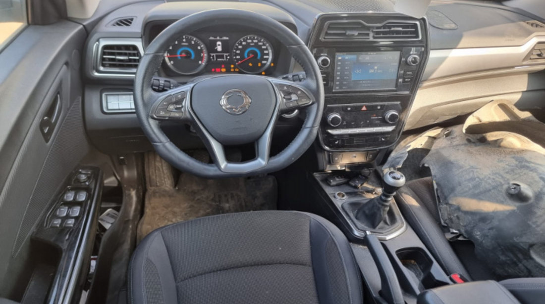 Bascula stanga SsangYong Rodius 2022 TIVOLI GRAND 1.5