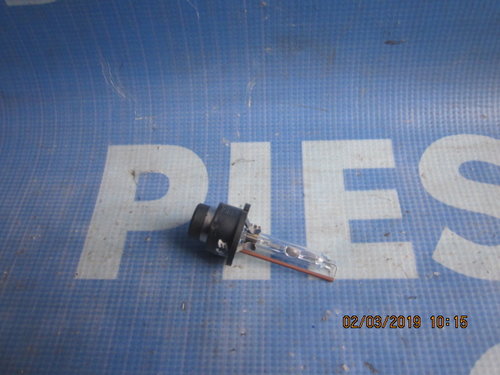 Bec xenon BMW E39 2001; cod: 85122 35W-50 lei.