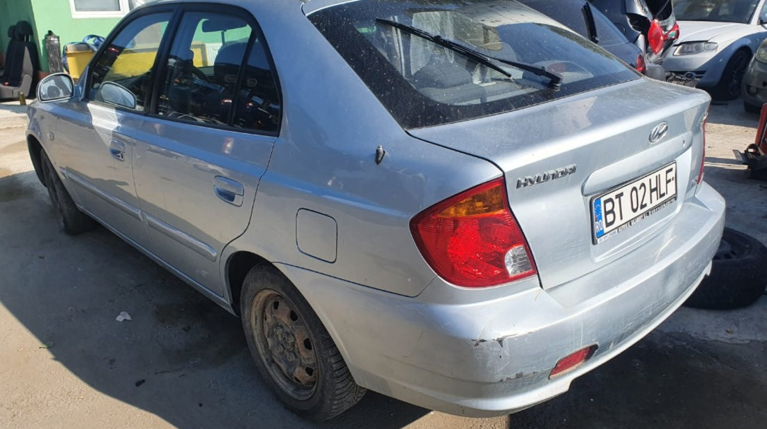 Bloc lumini Hyundai Accent 2004 berlina 1.3 benzina