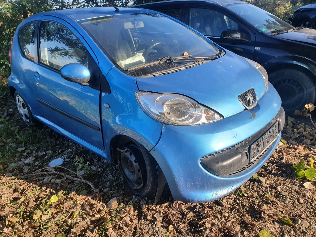 Bloc lumini Peugeot 107 2006 hatchback 1.0 benzina