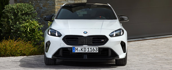 BMW a lansat pe piata masina care seamana cu Kia. Costa 37.900 de euro si ofera, in versiunea de baza, un motor cu numai trei cilindri in linie