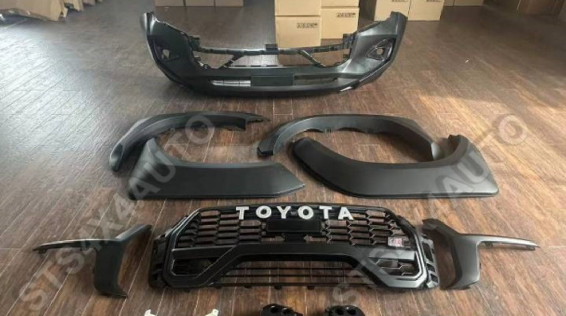 Body kit TOYOTA HILUX REVO 2021-2024 [GR LOOK]