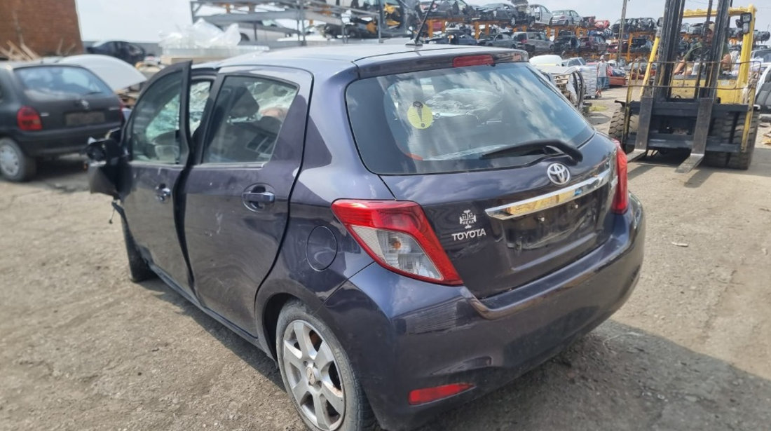 Boxe Toyota Yaris 2012 hatchback 1.3 benzina