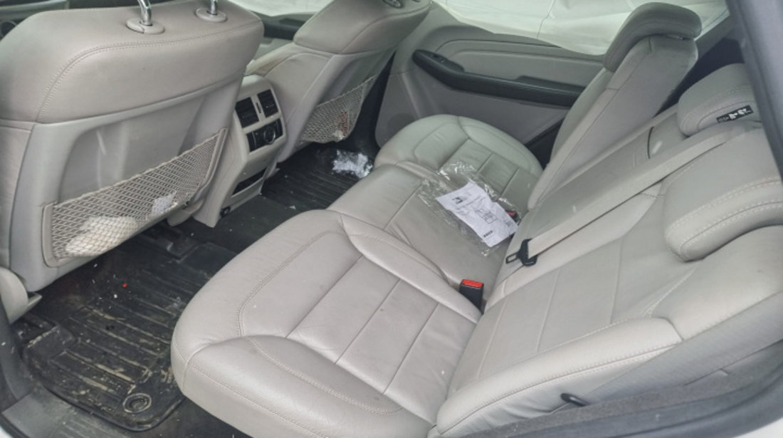 Brat dreapta fata Mercedes-Benz ML W166 [2011 - 2015]