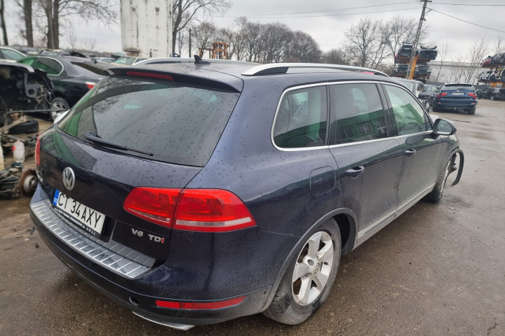 Brat dreapta fata Volkswagen Touareg 7P 2011 4x4 3.0 diesel