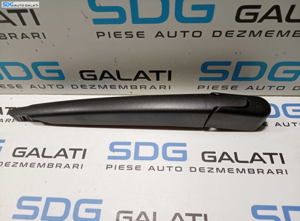 Brat Lama Stergator Luneta Geam Sticla de pe Haion Haion Portbagaj Nou Opel Astra H 1.7 CDTI 2004 - 2010 Cod 13105983 [M4011]