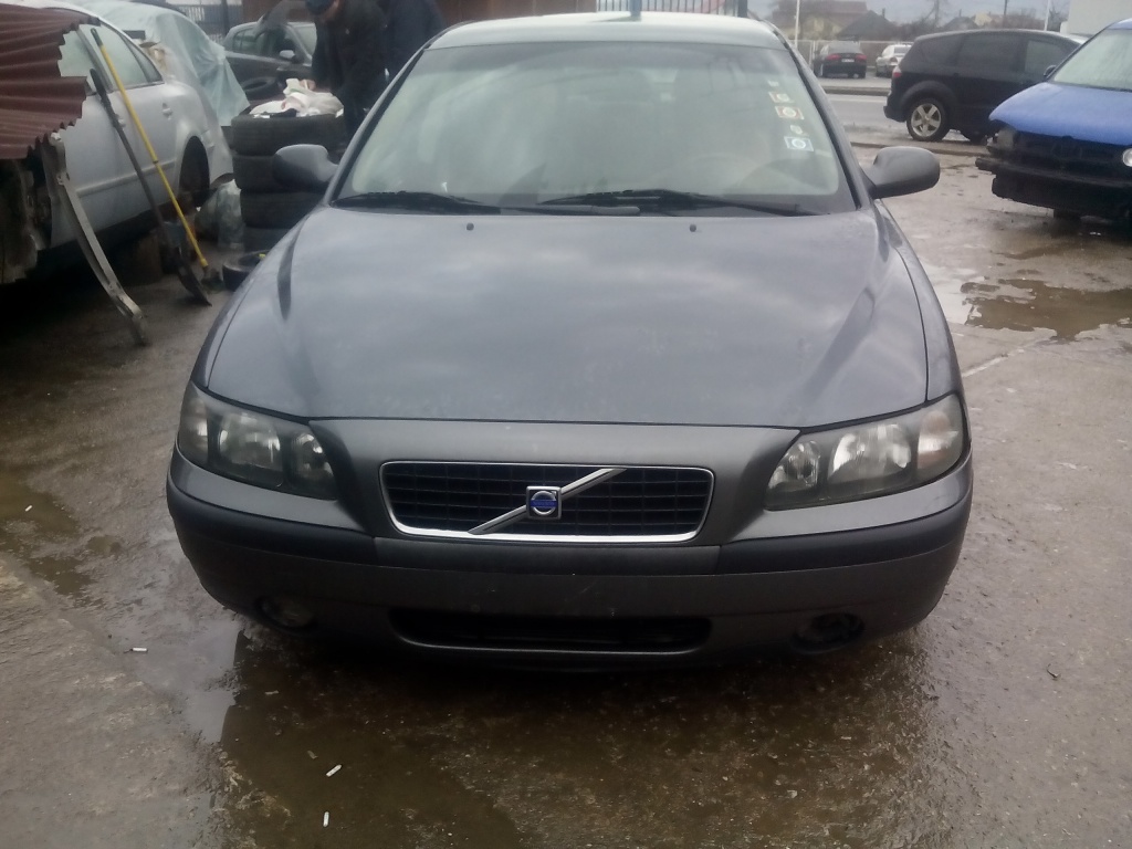 Brat stanga fata Volvo S60 2003 Limuzina 2.4 D