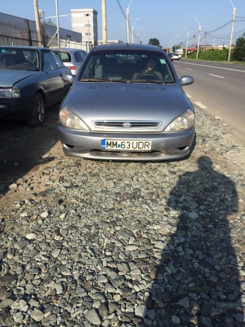 Brate stergatoare Kia Rio 2002 BREAK 1.5 i