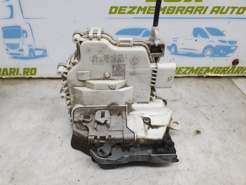 Broasca dreapta spate 8X0839016E Audi A3 8V [2012 - 2016]