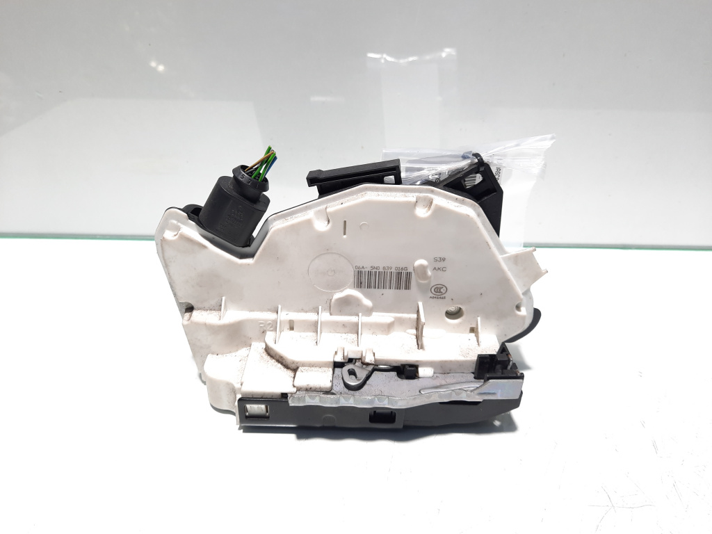 Broasca dreapta spate, Vw Passat CC (357) cod 5N0839015G (id:454112)