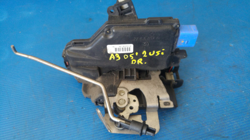 Broasca iala dreapta audi a3 8p 2 usi 4e1837016