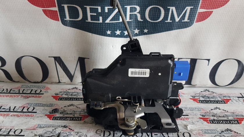 Broasca / Incuietoare usa dreapta fata SEAT Toledo III (5P2) cod 3D1837016