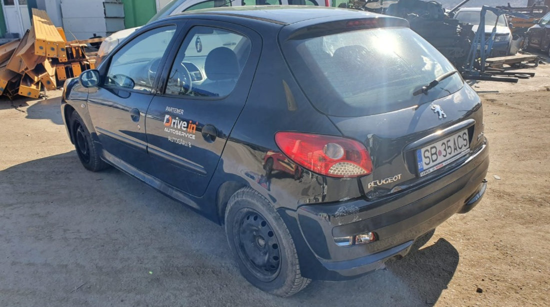 Broasca usa dreapta fata Peugeot 206 2010 + hatchback 1.4 hdi