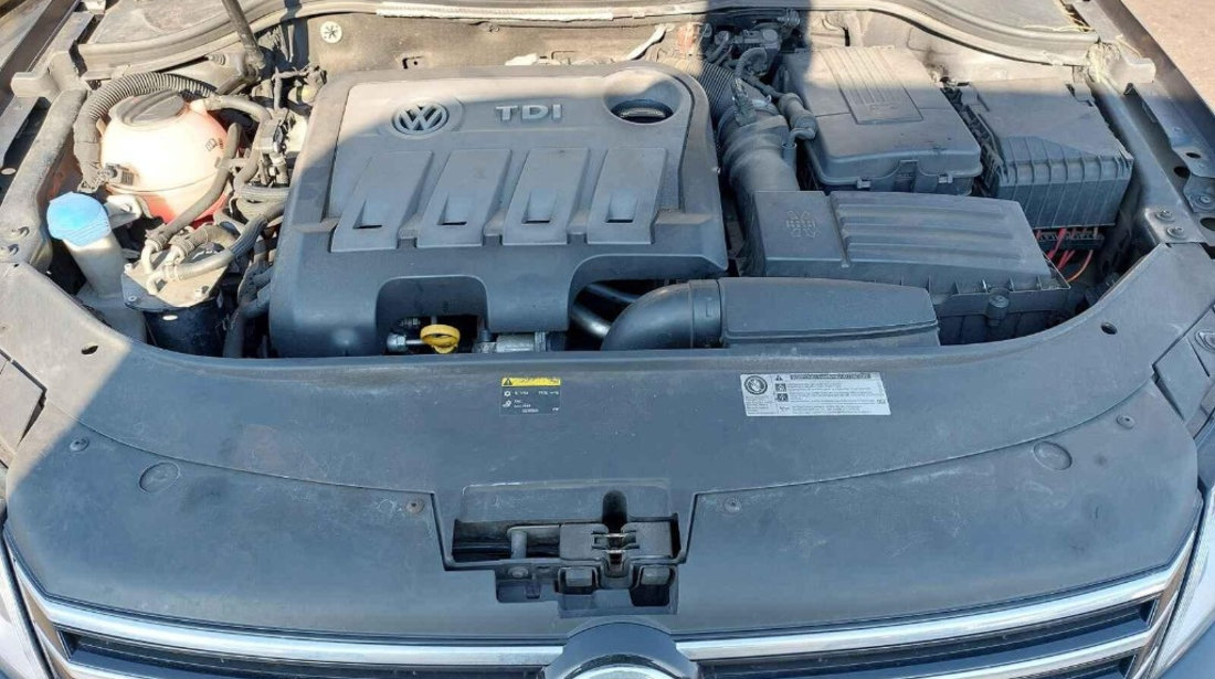 Broasca usa dreapta fata Volkswagen Passat B7 2014 SEDAN 2.0 TDI CFGC 170 Cp