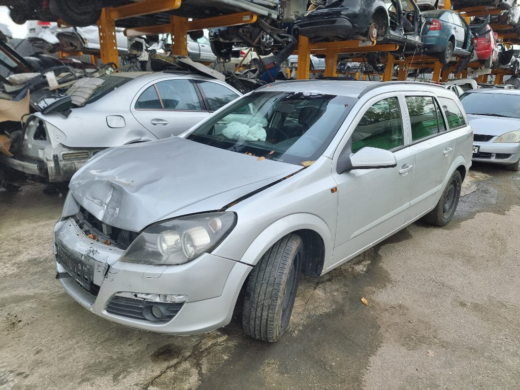 Broasca usa dreapta spate Opel Astra H 2007 break 1.7 cdti