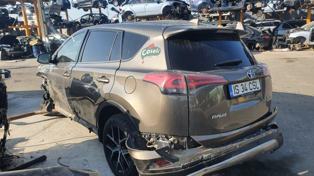 Broasca usa dreapta spate Toyota RAV 4 2016 4x4 2.5 hybrid