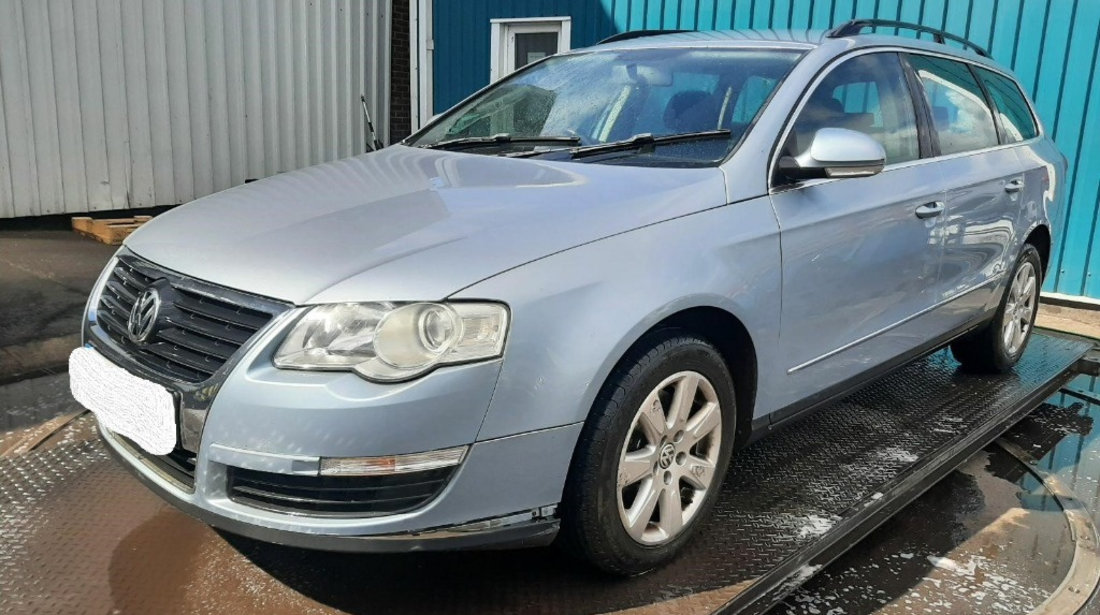 Broasca usa dreapta spate Volkswagen Passat B6 2007 Break 2.0 TDI