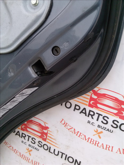 Broasca usa dreapta spate VOLKSWAGEN TOURAN 2003-2010