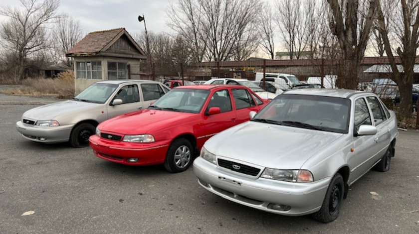 Broasca usa stanga fata Daewoo Cielo 1995 BERLINA 1.5 BENZINA