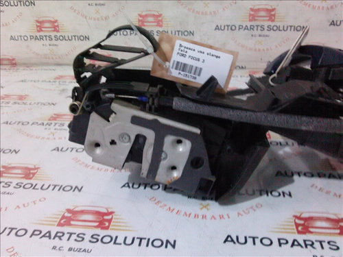 Broasca usa stanga fata FORD FOCUS 3