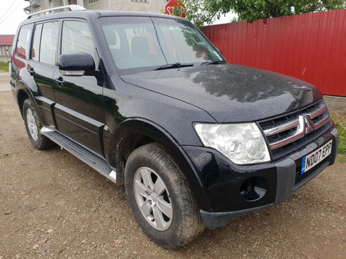 Broasca usa stanga fata Mitsubishi Pajero 2007 4x4 4M41 3.2 Di-D