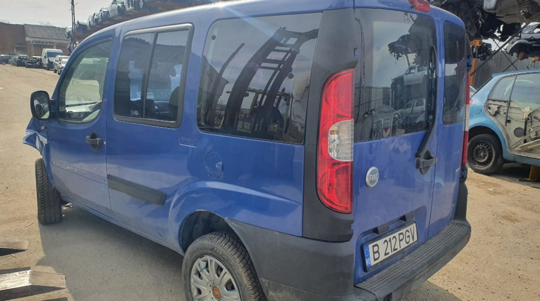 Broasca usa stanga spate Fiat Doblo 2006 5 locuri 1.3 d