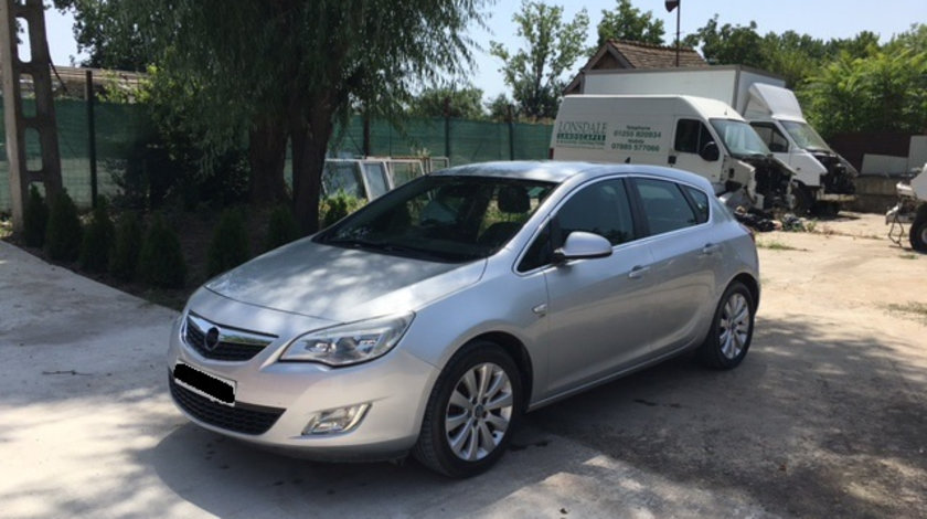 Broasca usa stanga spate Opel Astra J 2011 HATCHBACK 1.7 CDTI