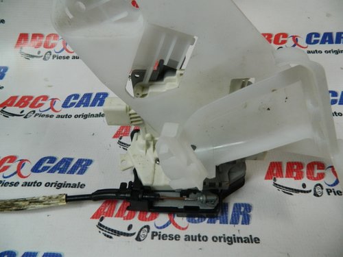 Broasca usa stanga spate VW Passat B7 cod: 3C4839015A