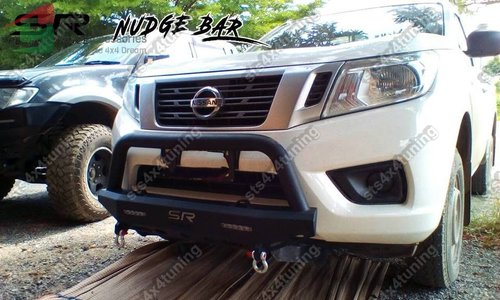 BULLBAR HEAVY DUTY CU LED NISSAN NAVARA NP300 2015-2018 [F15][V7]