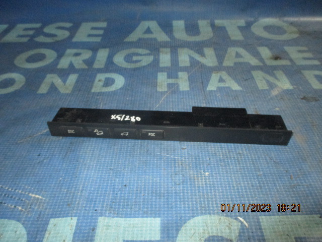 Butoane BMW E53 2002; 8373734