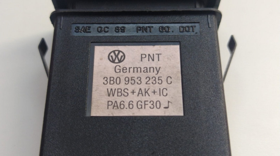 Buton Avarie, cod 3B0953235C 3B0953235C Volkswagen VW Passat B5 [1996 - 2000]