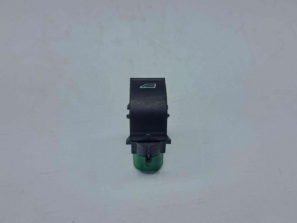 Buton geam dreapta fata Ford Focus 3 (CB8) [Fabr 2011-2015] AM5T-14529-BB