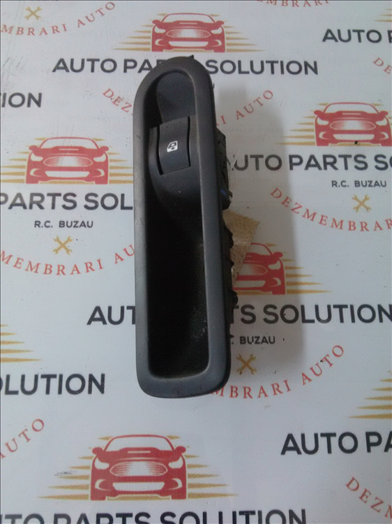 Buton geam dreapta spate RENAULT SCENIC an fabr.2007