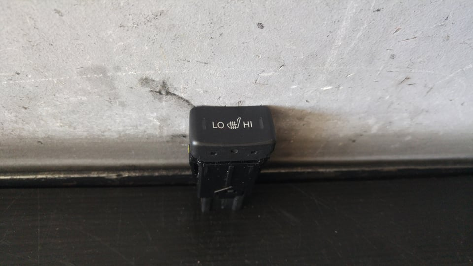 Buton incalzire scaune suzuki vitara ly