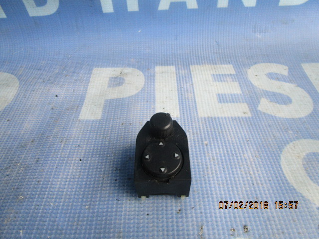 Buton reglaj oglinzi Audi A4 ; 8D0959565