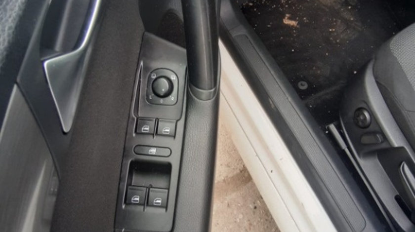 Buton reglaj oglinzi Volkswagen Passat B7 2012 berlina 1.6 tdi