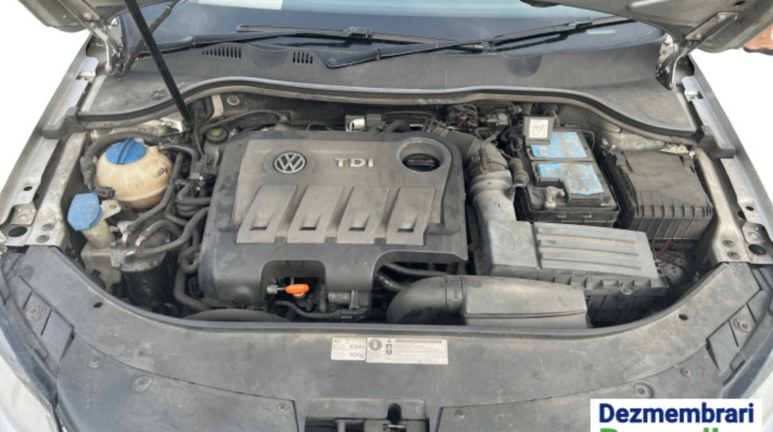 Butuc roata fata dreapta Volkswagen VW Passat B7 [2010 - 2015] Sedan 2.0 TDI MT (140 hp)