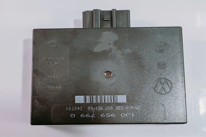 Calculator Confort 1J0959799Q Volkswagen VW Bora [1998 - 2005]