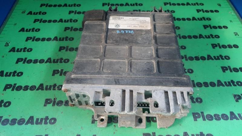 Calculator ecu Volkswagen Passat B4 (1988-1996) 037906025g