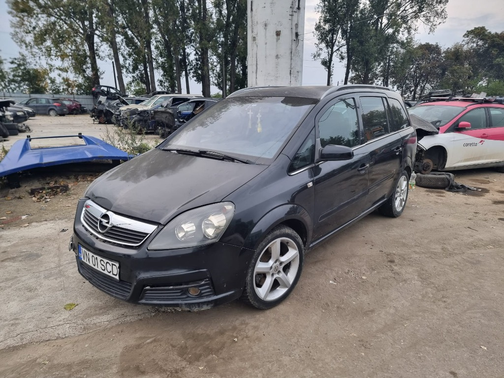 Calculator injectie Opel Zafira B 2007 7 locuri 1.9 cdti