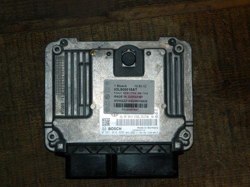 Calculator motor 03L906018AT Vw Jetta II 2.0 TDI, model 2011