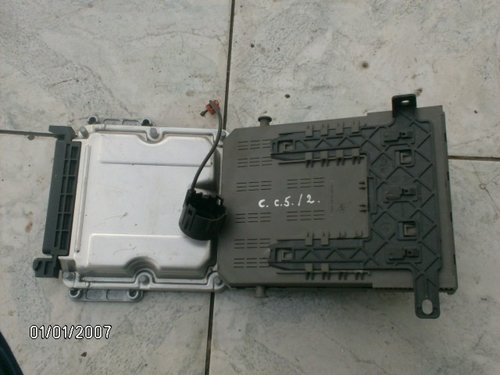 Calculator motor cu cip Citroen C5 2.0hdi; 2081 010 365