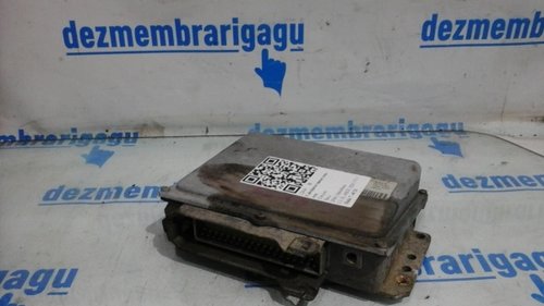 Calculator motor ecm ecu Citroen Saxo