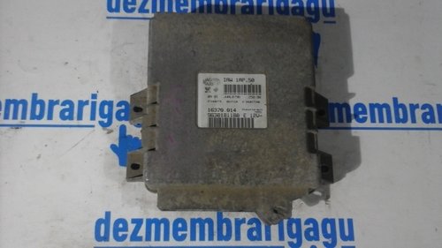 Calculator motor ecm ecu Citroen Saxo