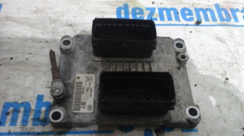 Calculator motor ecm ecu Opel Corsa C (2000-)